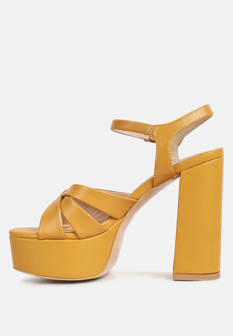 De-vil Crisscross Straps Block Heel Sandals In Tan 6 De-vil Crisscross Straps Block Heel Sandals In Tan - Image 4